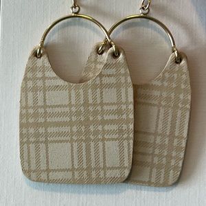 BNIB Nickel and Suede Plaid Charlie’s